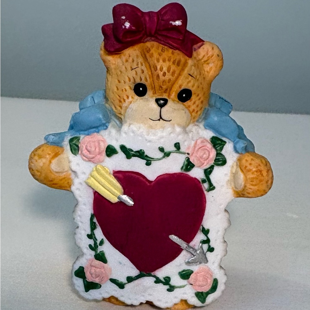 ENESCO Lucy and Me Vintage 1991 Figurine Valentine Heart Sandwich Board Bear